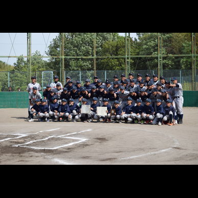 名古屋市で中学生向けの軟式野球チームを結成し指導に力を入れております