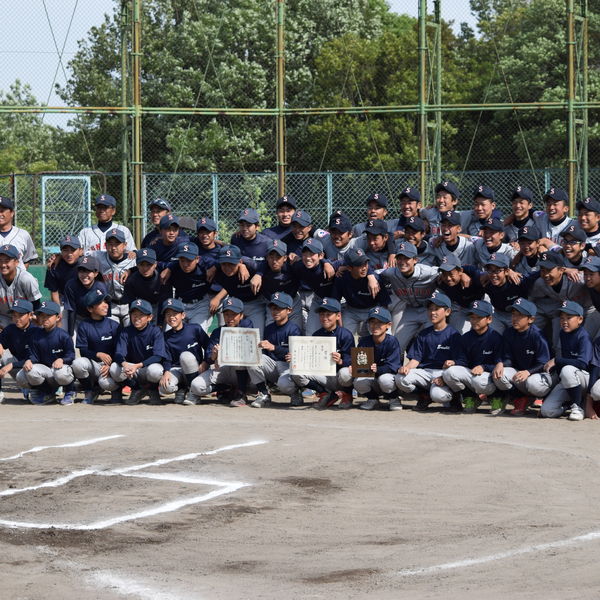 名古屋市で中学生向けの軟式野球チームを結成し指導に力を入れております